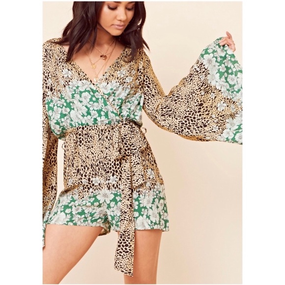 Cheetah and floral print romper - Picture 4 of 7